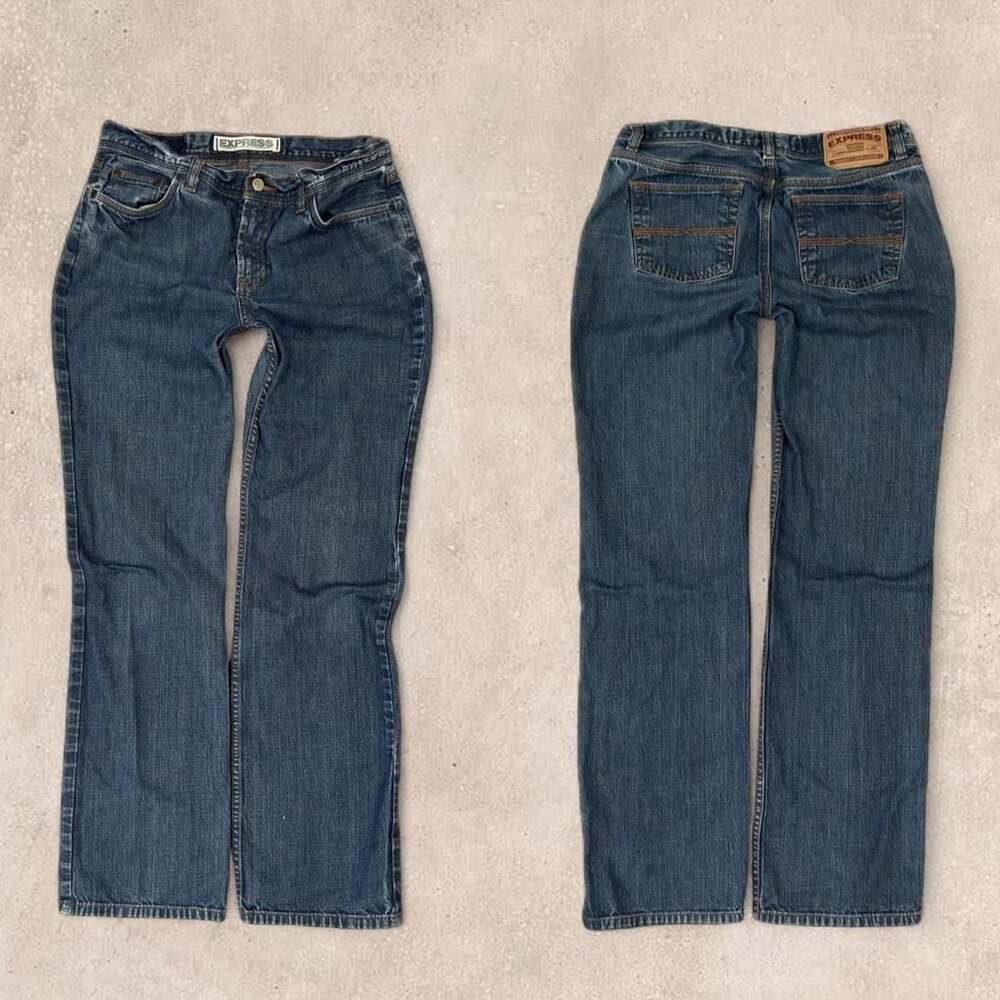 Express Low Rise Boot Cut Jeans Size 7/8 R Medium Dark Wash Cotton